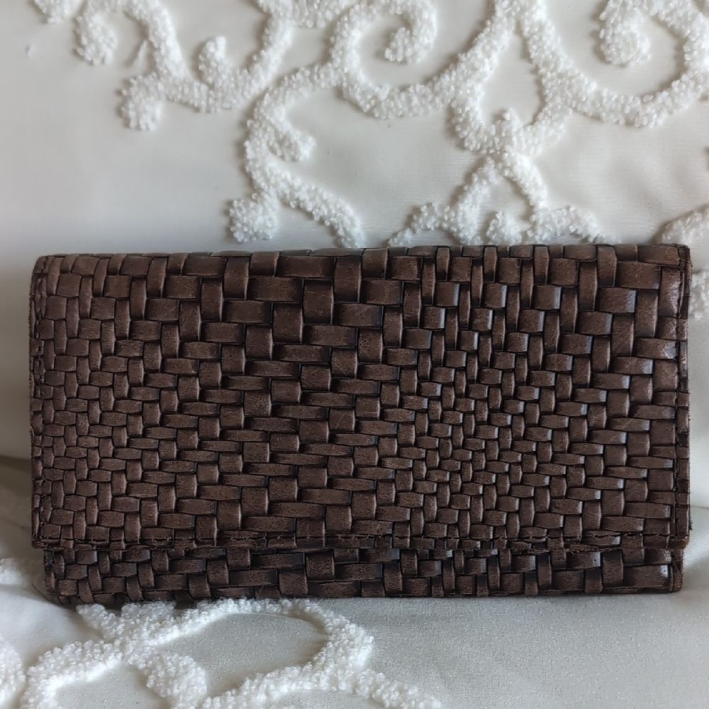 Patricia Nash Italian Antique Brown 🤎 Basket Weave Design Trifold Wallet- Rare